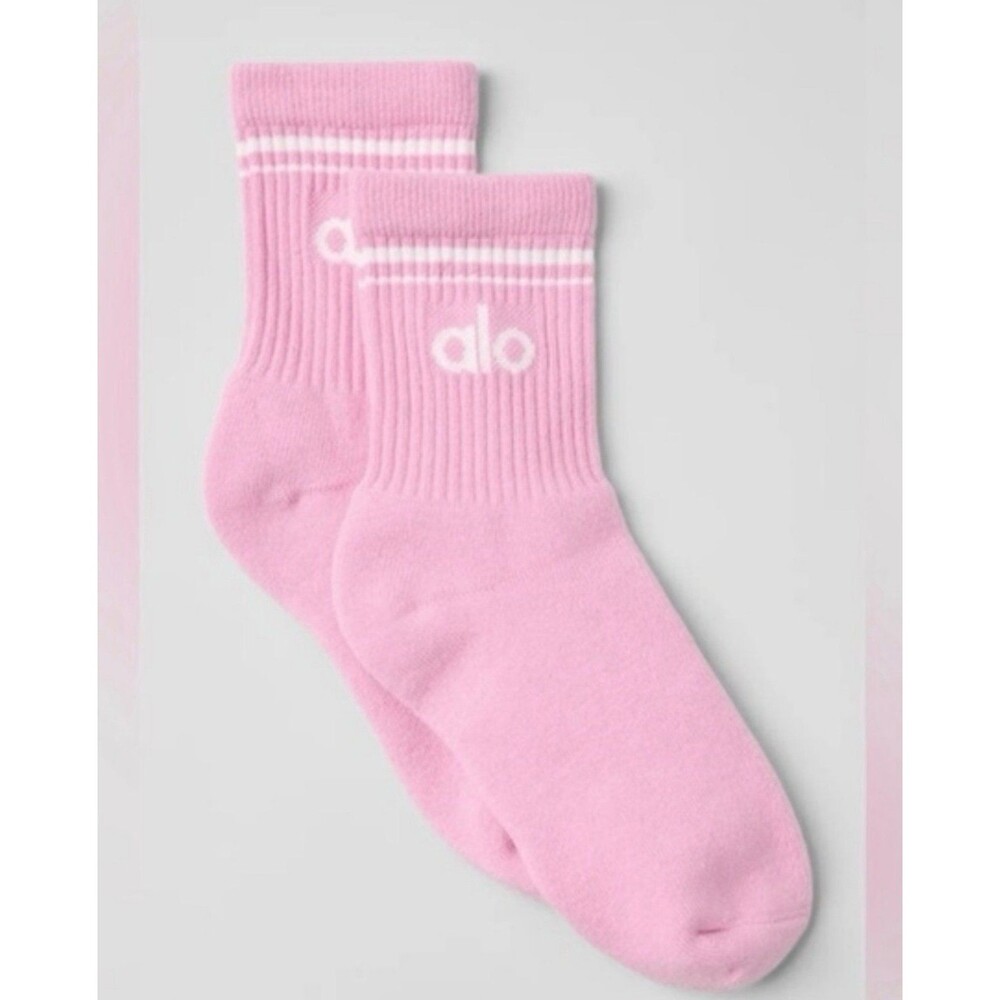 Alo Yoga Half Crew Throwback Socks